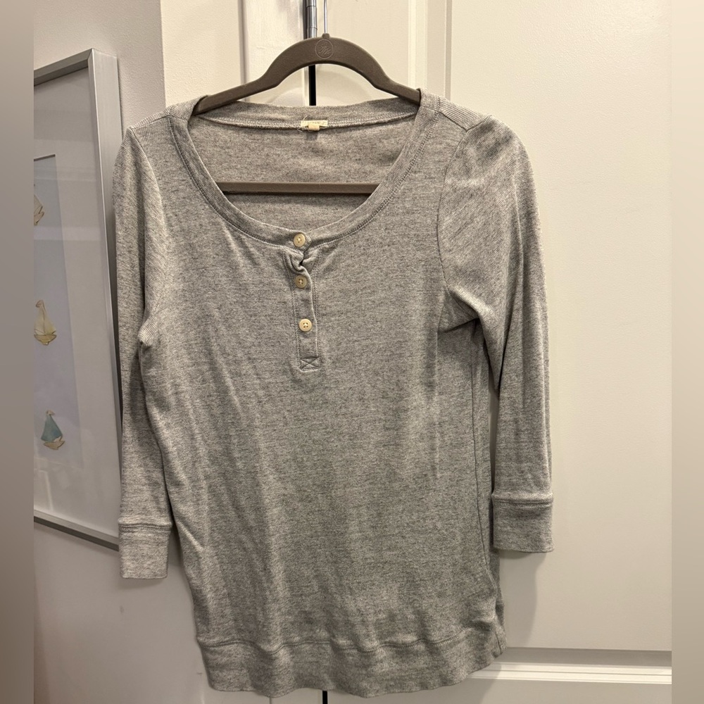 J. Crew Gray Fitted 3/4 Sleeve Top